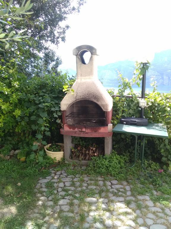 La Terrazza Sul Lago Мальчезине Экстерьер фото